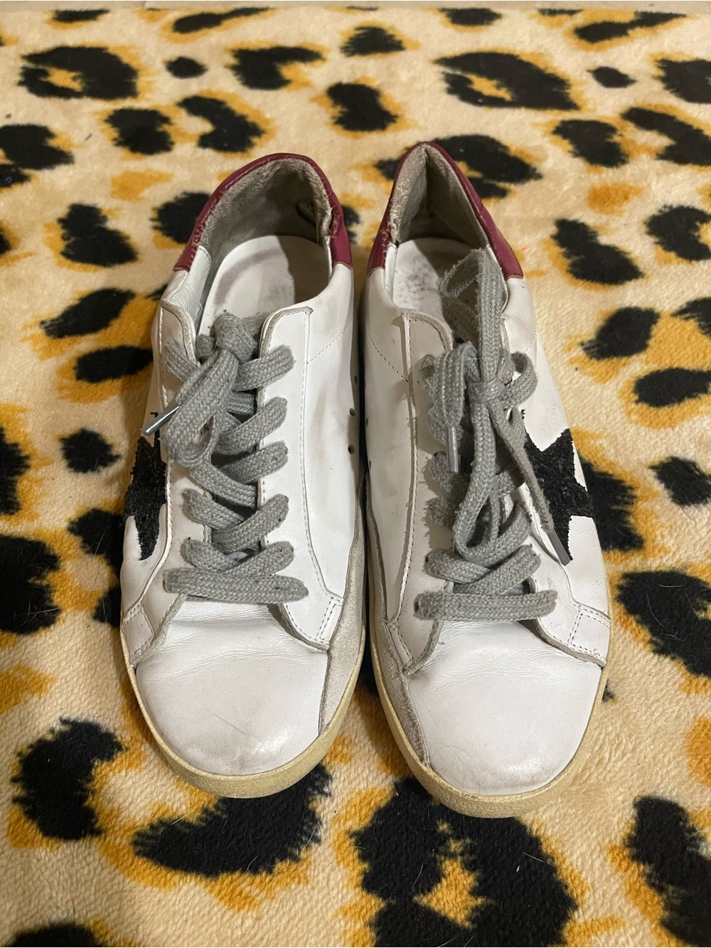Golden Goose White Leather Sneakers with Black Star and Pink Heel - Picture 2 of 8